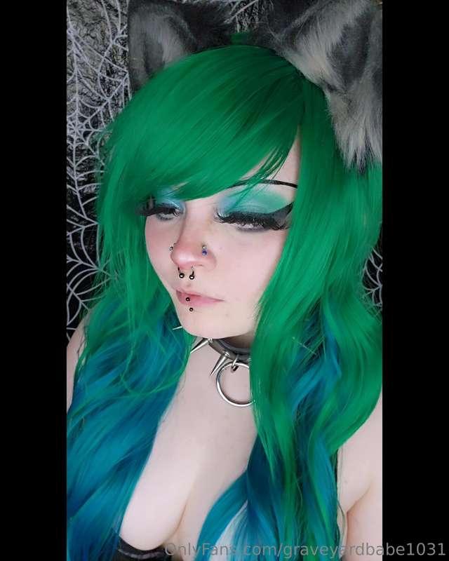 graveyardbabe1031 image #1