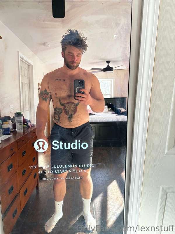 Yoga and yankin it, anyone?
