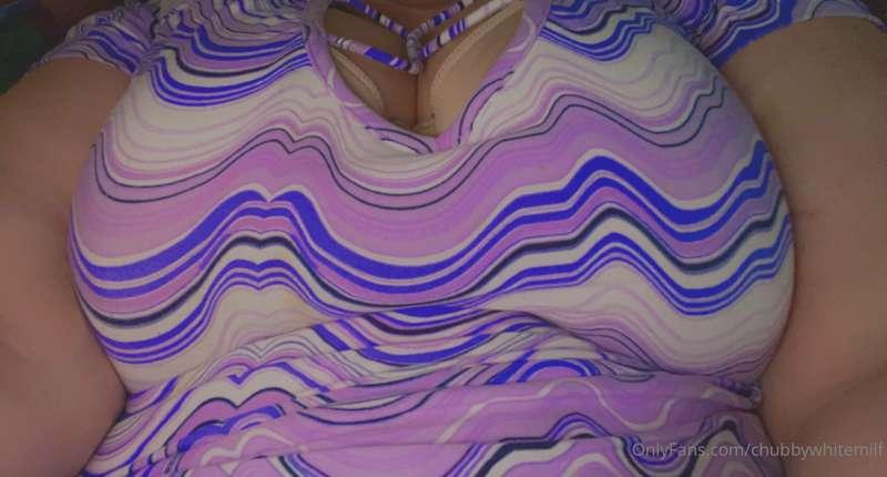 chubbywhitemilf image #5
