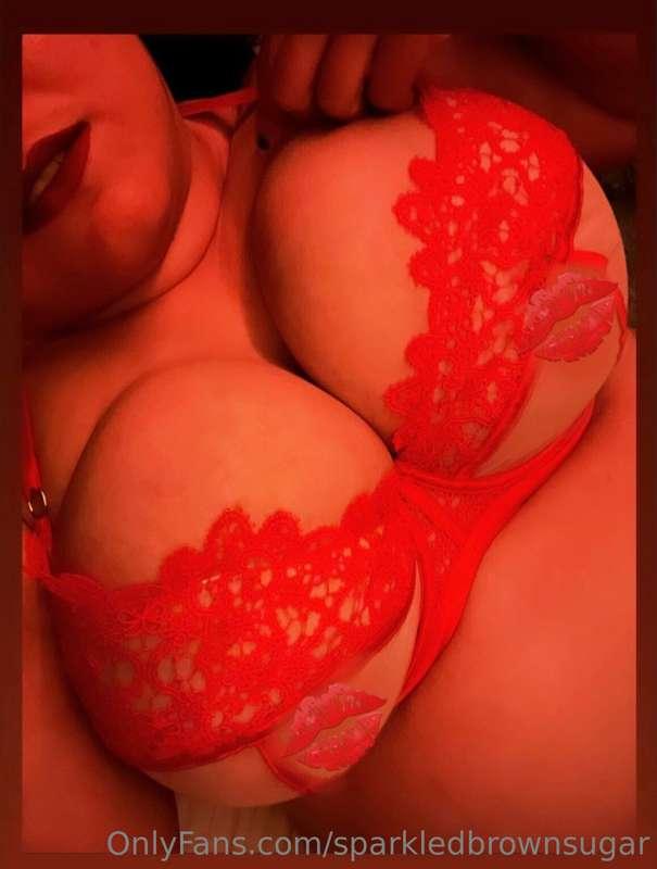 🍉🍉 Titty Tuesday. Non edited did go to a lucky person tonigh..