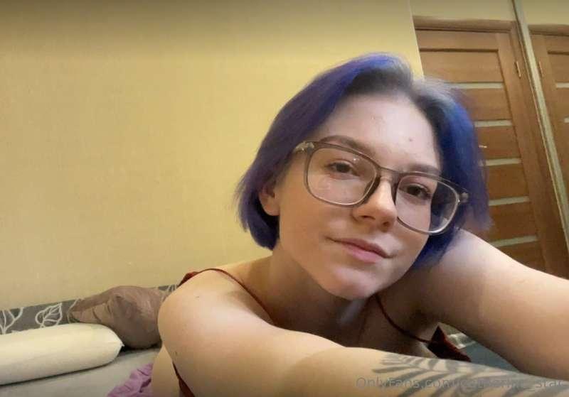 💜❤️ @stellary_sydney ❤️💜Hey love! I’m Sydney @stellary_sydne..