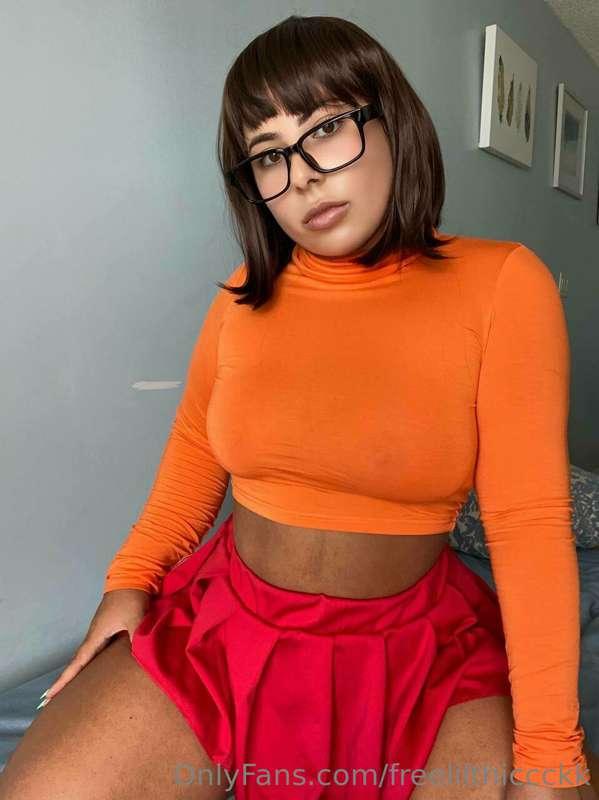 Like this post if I’m the girl of your dreams 🥰