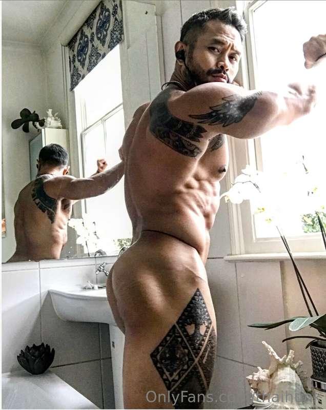 It’s gonna b a hot day boys!😎