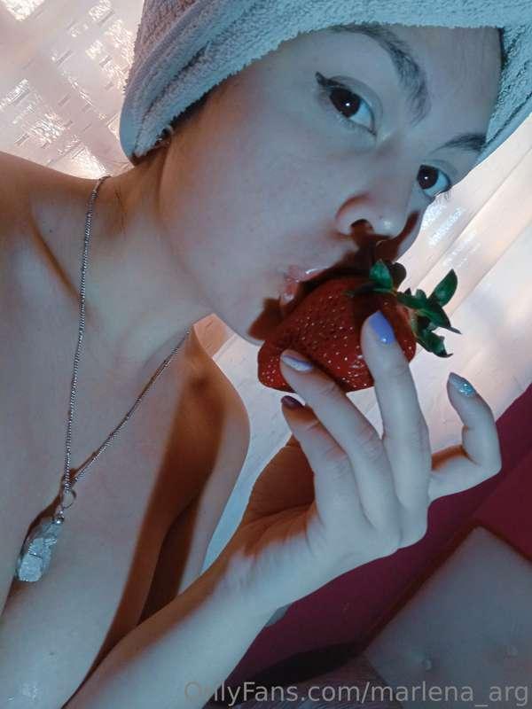 🍓👅👄