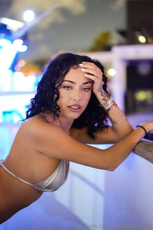 yacht nights 💦