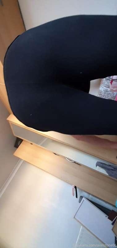 Few snaps of the mil ass