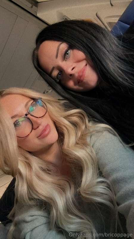 Guess who I’m with 🤭 @megangaither
