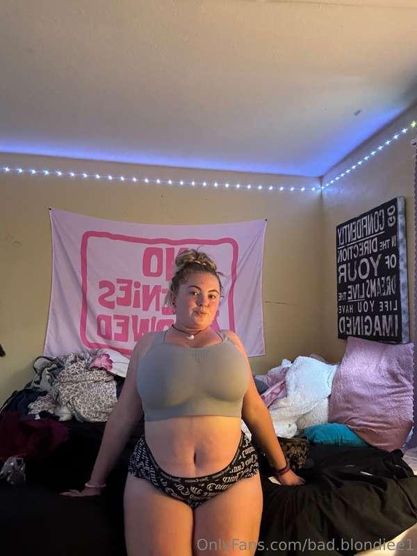 bad.blondiee1 image #1