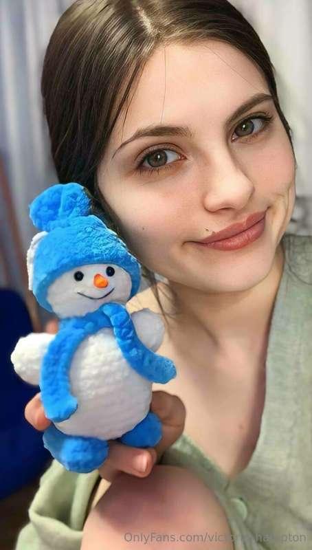 Today I was very lucky to win this cute snowman in slot mach..