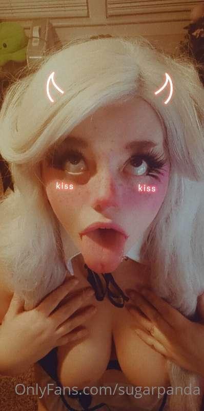 Who doesn't love a good cat girl 💕💕