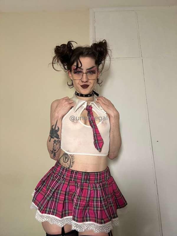 unothegal image #1