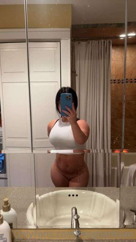 Good morning my kings 🥵 message me if you want any x-rated c..