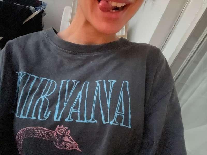 Will you cum with me on videocall while I'm spreading my pus..