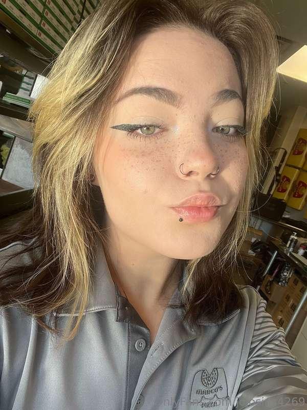 could you focus on work while working with me?