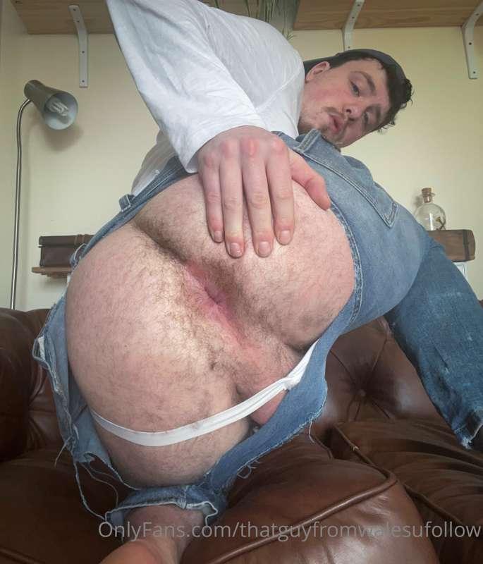 thatguyfromwalesufollow image #0