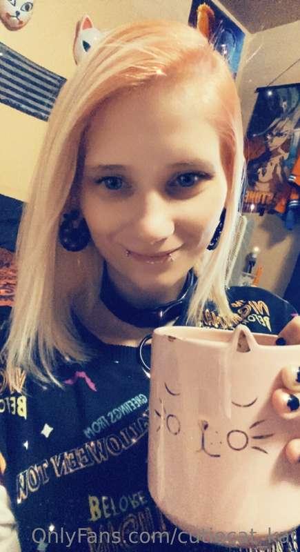@thrashy_unicorn i drink my coffee out of my Misfit Cat Cup ..