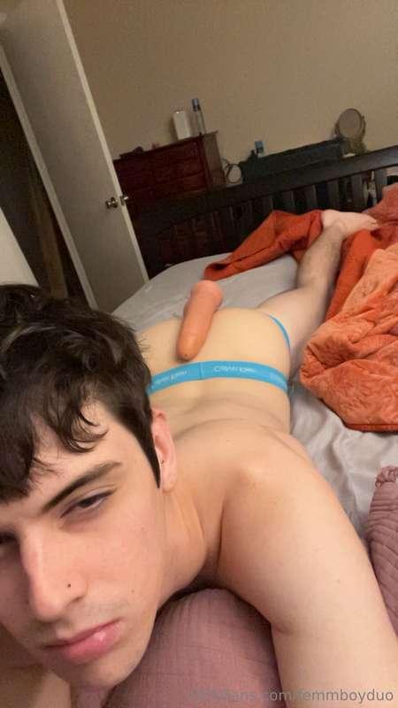 Hehe found a couple of cute pics :3