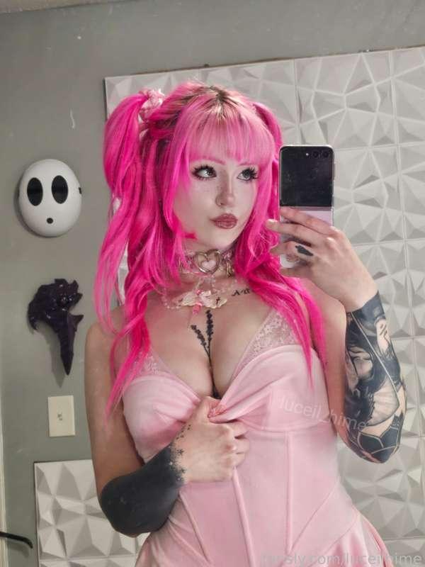 Be my New years kiss? 💕

#cute #babyface #tattoos #alt
