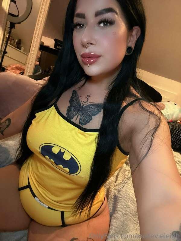 Feeling abit unwell tonight but atleast I look good right?
