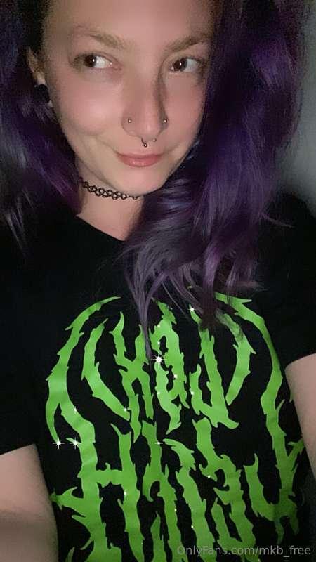 Gooooood morning to all my lovely new subs xx  Whereabouts d..