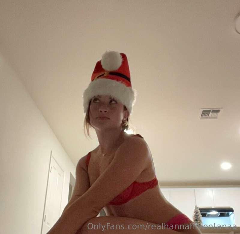 realhannahmontanaa main image