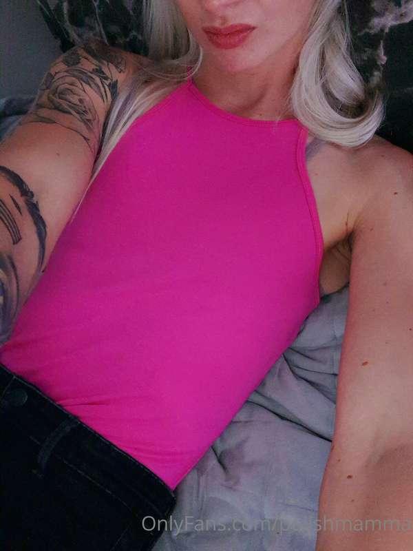 Pink and black 👌💕