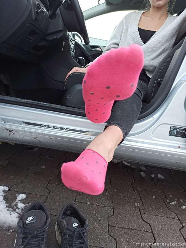 emmyfeetandsocks image #0