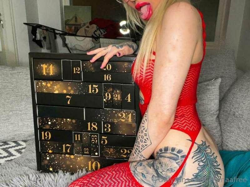 Joulukalenteri joka tulee @ellenaa sivulle on pian kuvattu🤩
