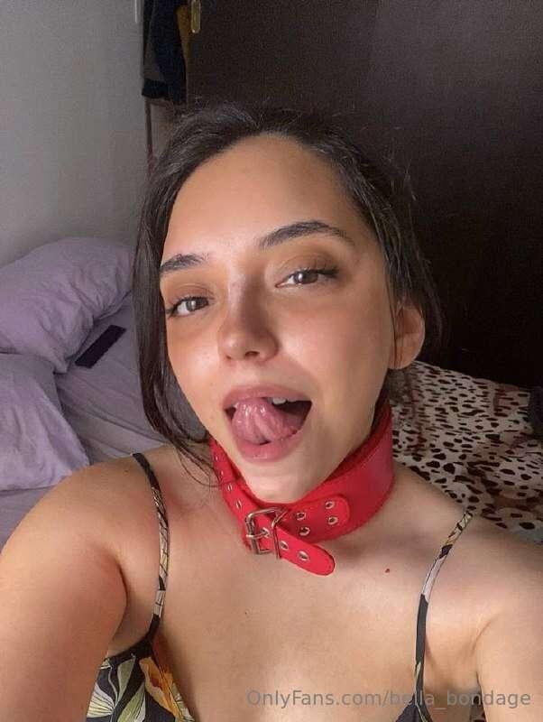 Do you like my toy? Do you have any ideas for using it? 😈🥵