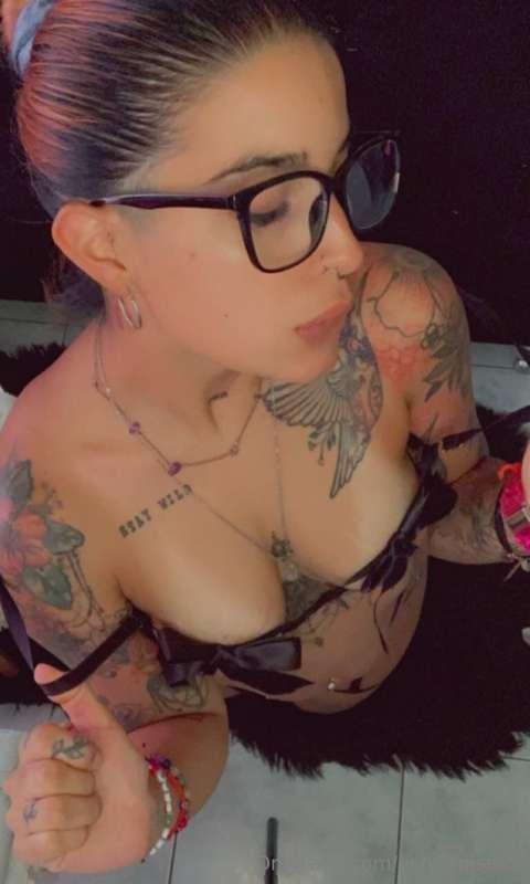 🎀 @bigassbrunette 🎀

🎀 @bigassbrunette 🎀