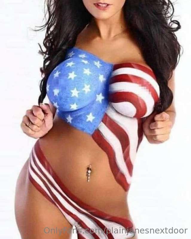 plainjanenextdoor main image