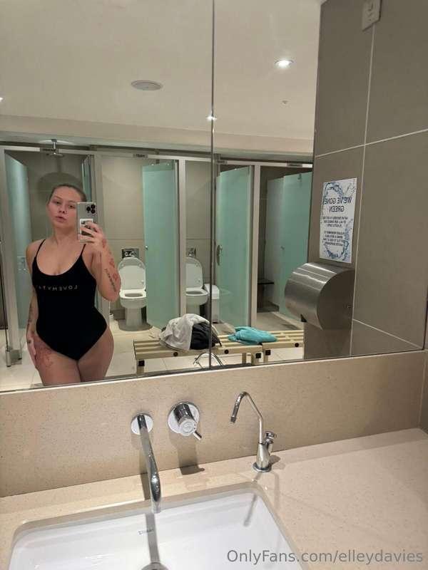 “Hot girl summer is in full effect.”