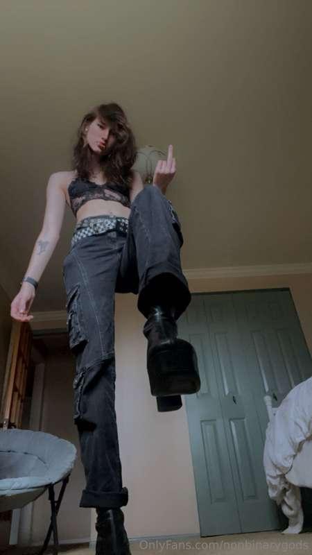 Dommy mommy black booted stomping~