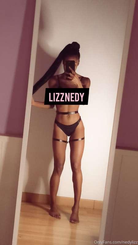 I'm making a list of fans who want to receive my content wit..