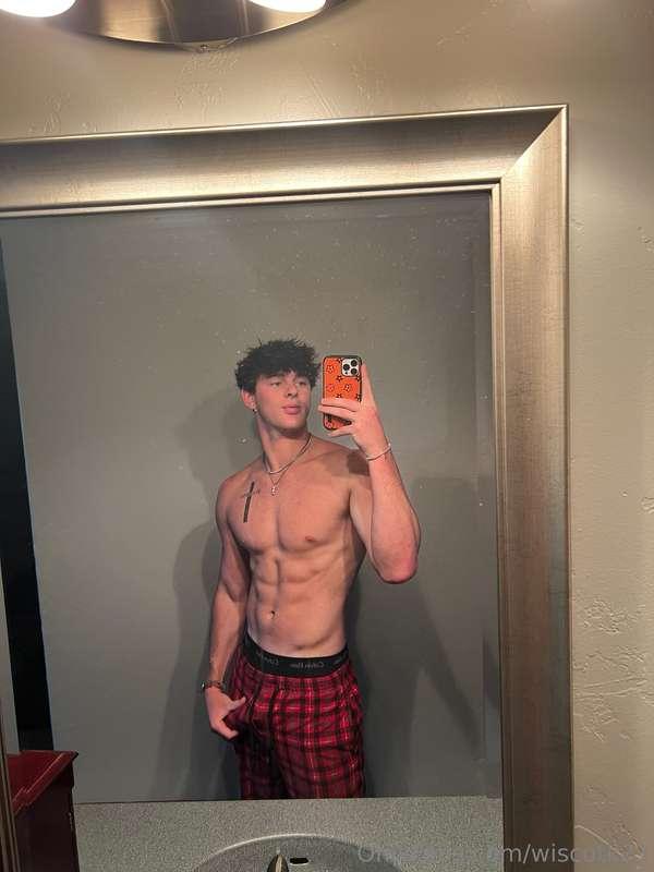 🔥 Just dropped: 4 minutes & 20 seconds of pure, filthy pleas..