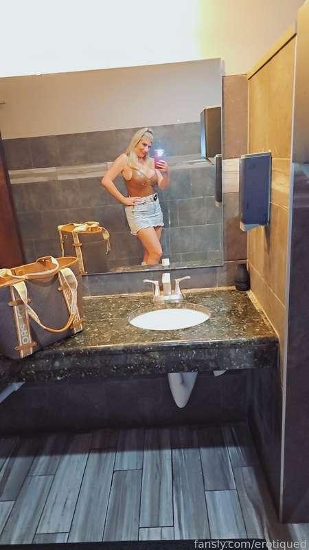 erotiqued image #54