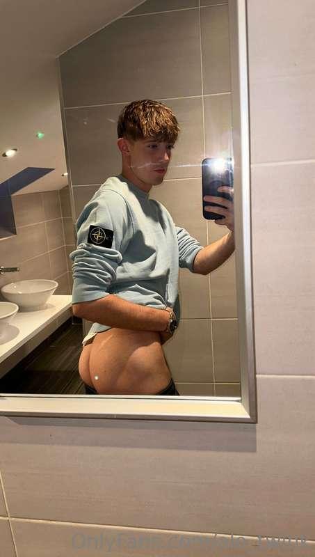 alo_twink image #1