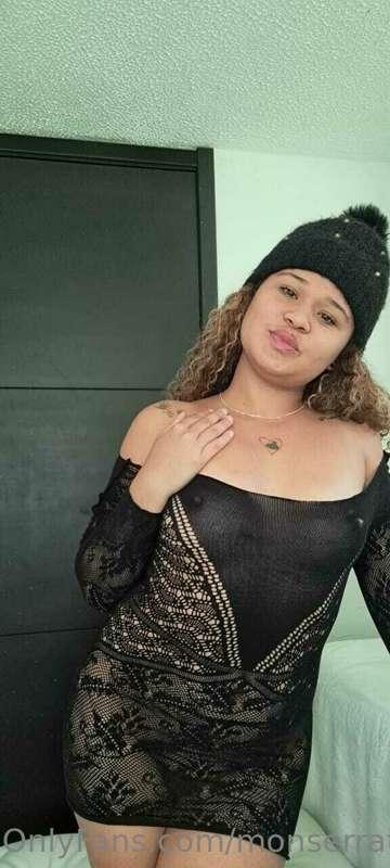 https://onlyfans.com/monserrat01x