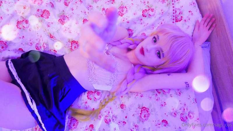 Cute, spicy big Mitsuri set 🌸🥵
Do you wanna see some cute Mi..