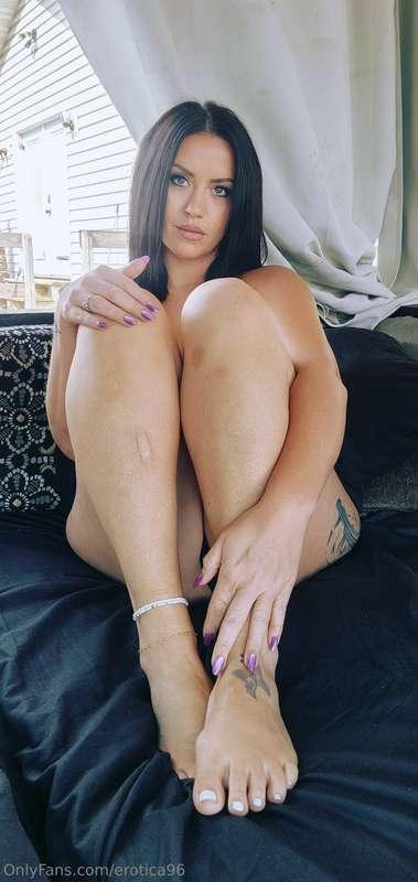 Tonight, I'll be the cum-covered bitch everyone craves 💦