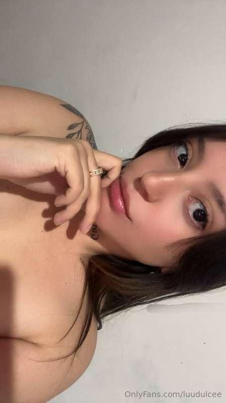 @nellarosee ⭐❤️✨Sexting 💻Custom📷Nudes👙Vc@l 📞Hello love, I'm ..