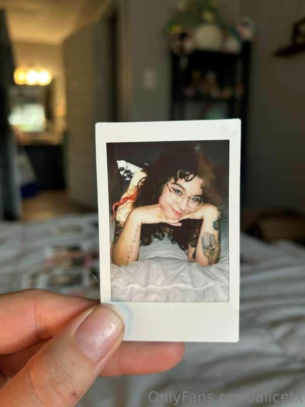 Took some sexy Polaroids today! Will have a full post up soo..