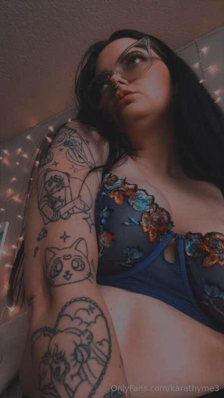 What’s your take on tattooed milf’s!? Would you like to have..