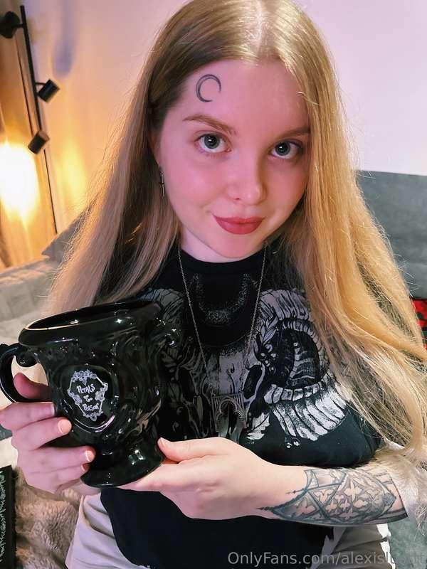 A new addition to my gothic collection—this beautiful gothic..