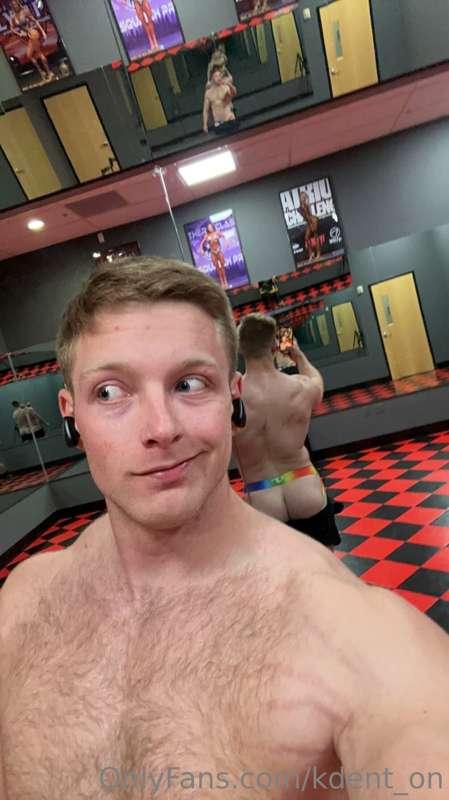 another day, another gym selfie 😉