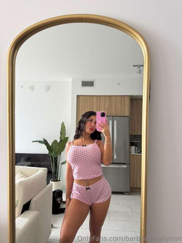 Peek into my world 😋