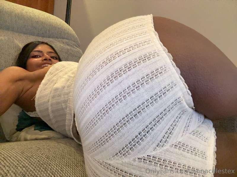 should i keep this on or let it slip? tell me… https://onlyf..