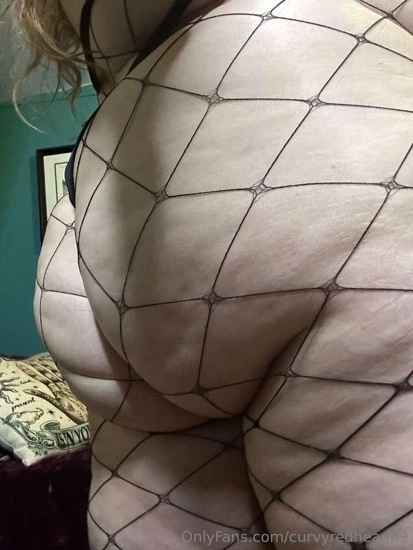 Fishnet and ass...can't go wrong