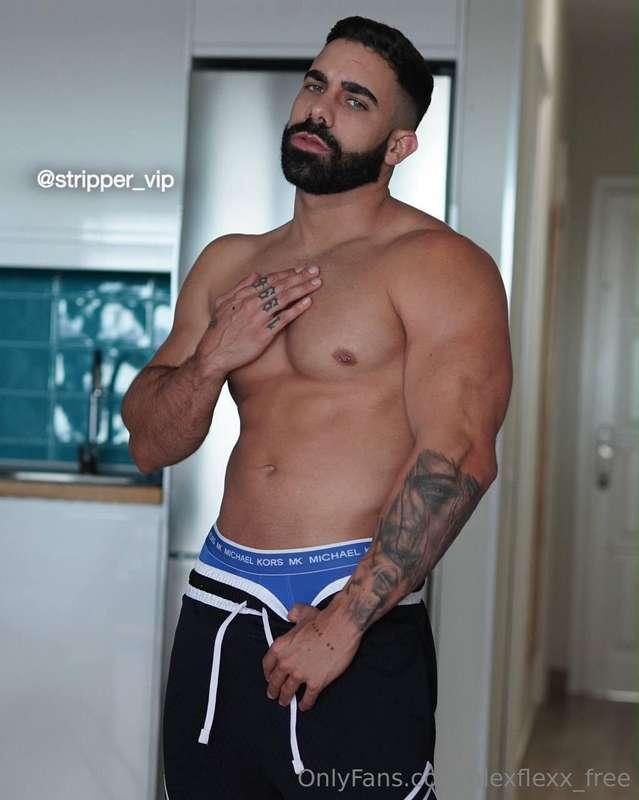 🔥 🚨 𝙁𝙍𝙀𝙀 𝙊𝙉𝙇𝙔𝙁𝘼𝙉𝙎 🚨 🔥 ➪➪ @hunkstripper ⇦⇦.🌐@hunkstripper⚜️VI..