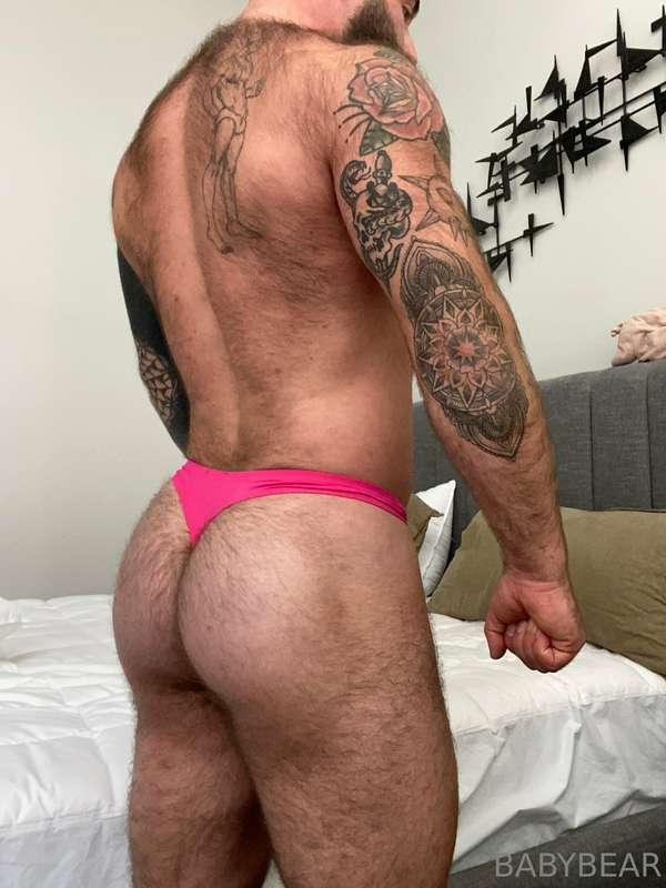 Feeling great in this bright pink thong. Videos coming soon!